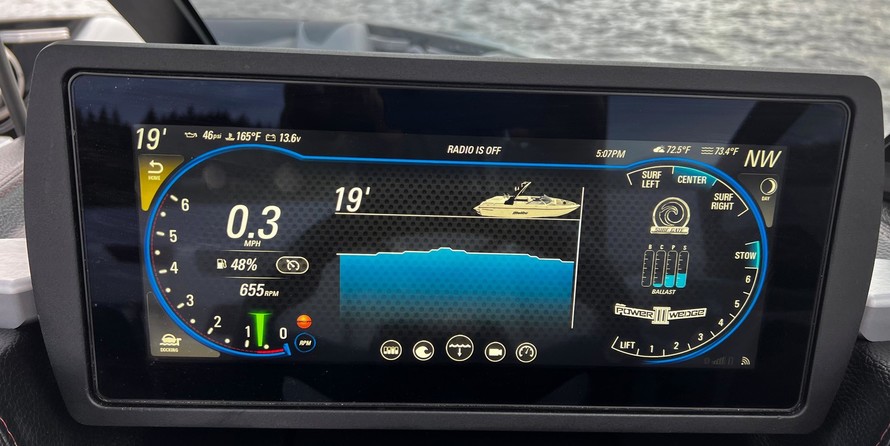 Malibu Wakesetter 23 LSV
