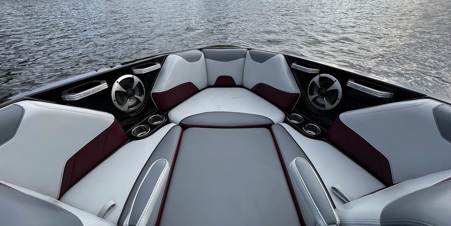 Malibu Wakesetter 23 LSV