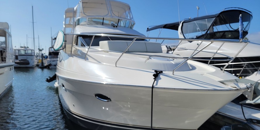 Silverton 43 Sport Bridge