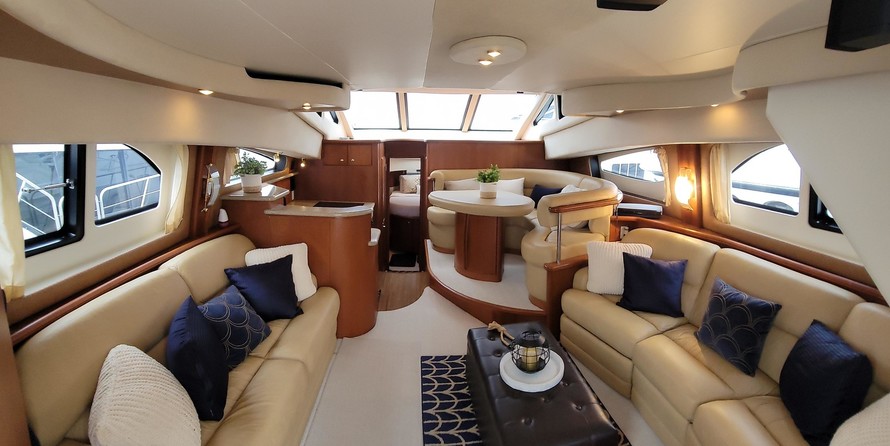 Silverton 43 Sport Bridge