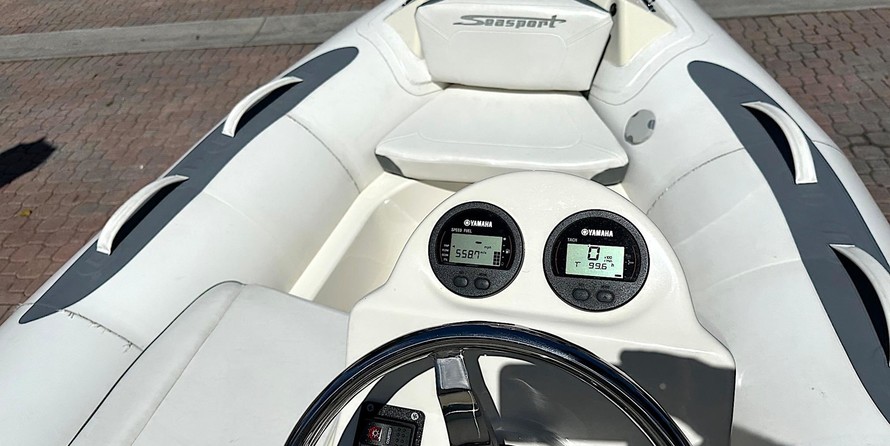 Avon Seasport 360 Deluxe