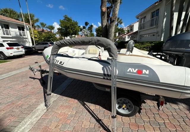 Avon Seasport 360 Deluxe