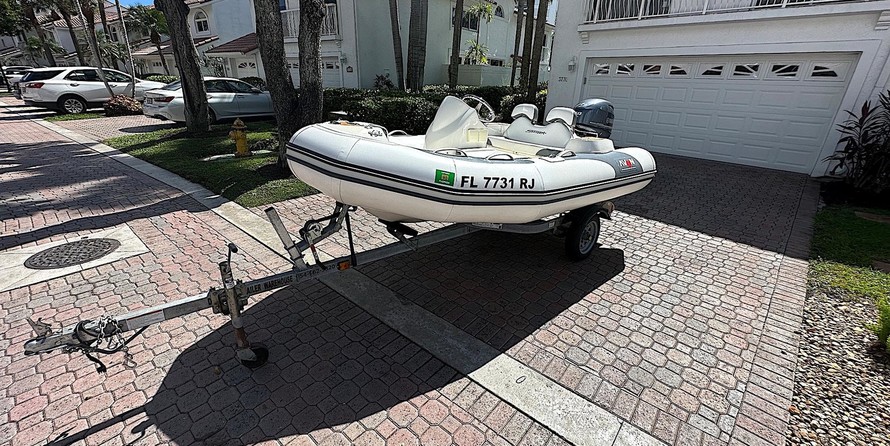 Avon Seasport 360 Deluxe