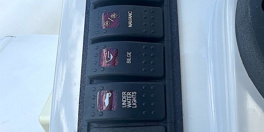 Avon Seasport 360 Deluxe