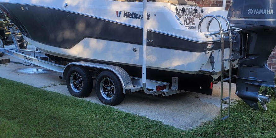 Wellcraft 242 Fisherman