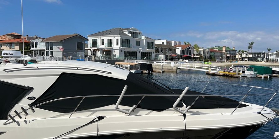 Sea Ray Sundancer 350 Coupe