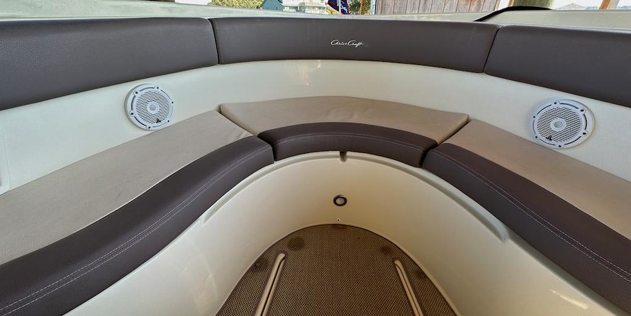 Chris-Craft Catalina 30