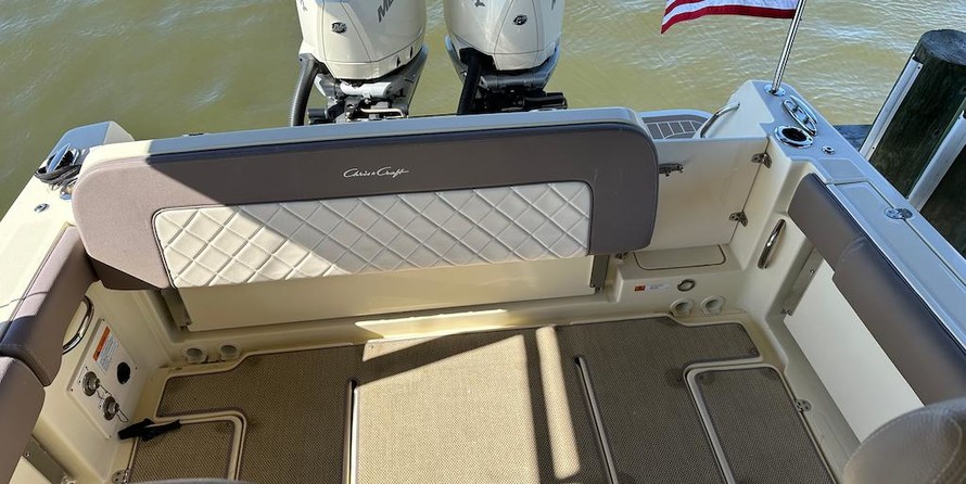 Chris-Craft Catalina 30