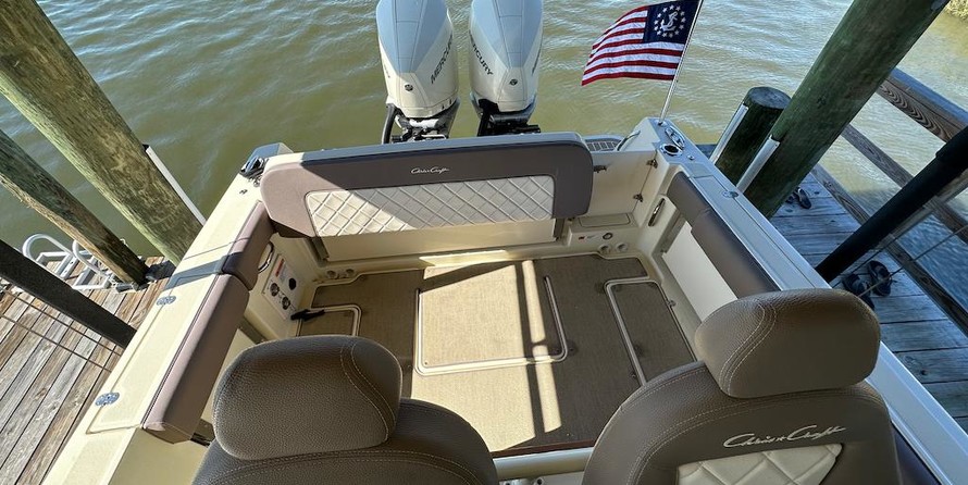 Chris-Craft Catalina 30