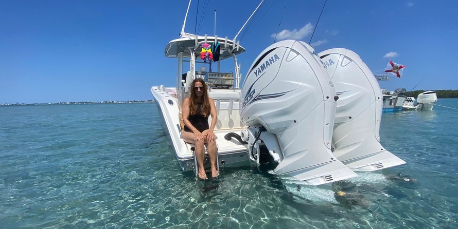 Cobia 217 center console