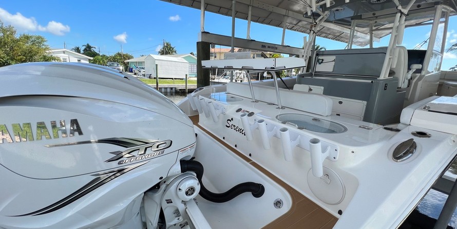 Cobia 217 center console