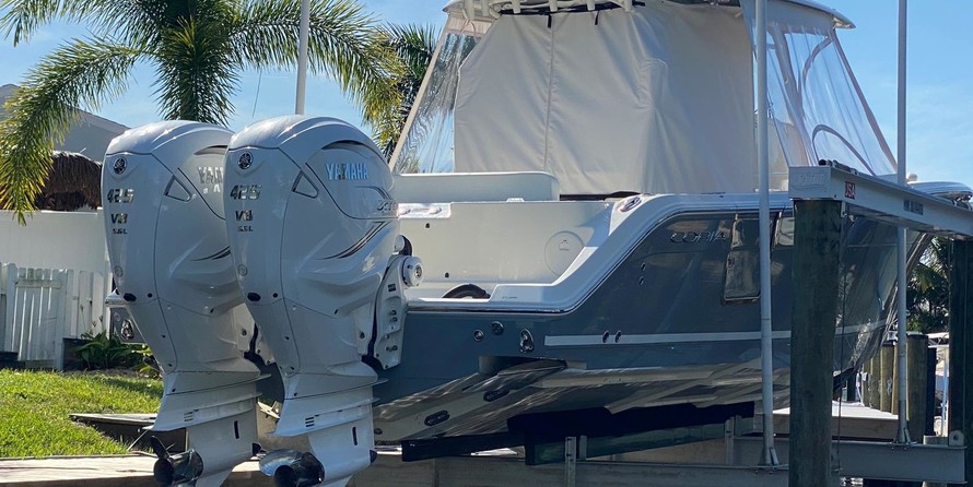 Cobia 217 center console