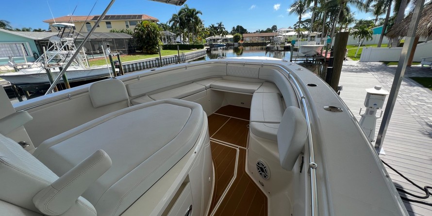 Cobia 217 center console
