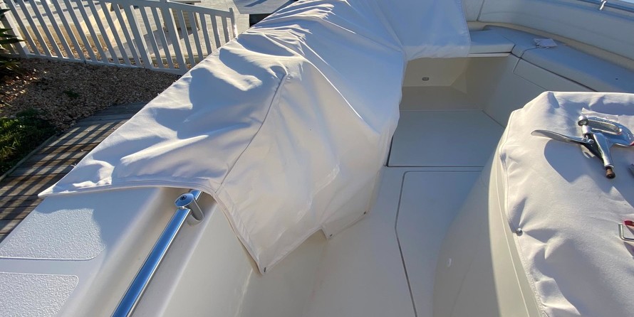 Cobia 217 center console