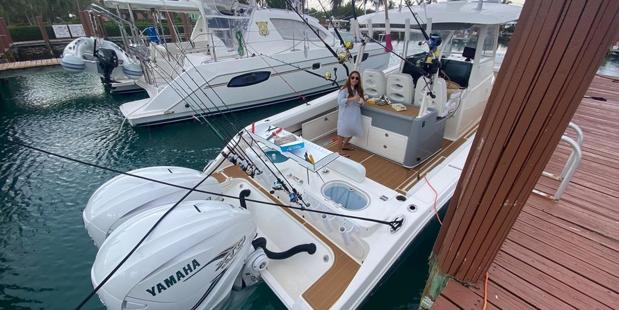 Cobia 217 center console