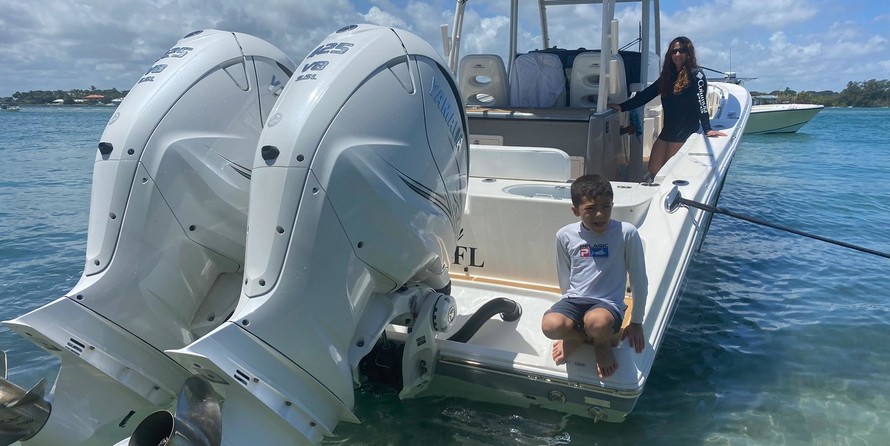 Cobia 217 center console
