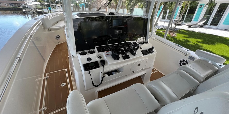 Cobia 217 center console