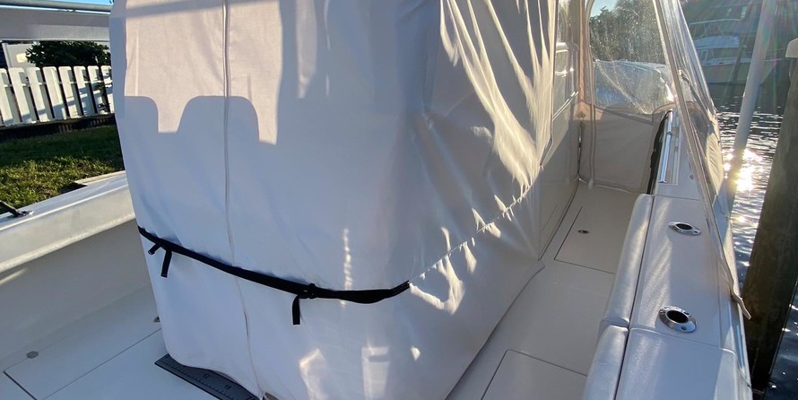 Cobia 217 center console
