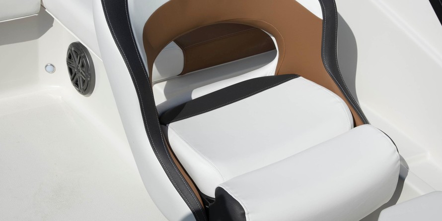 Starcraft Marine Crossover 210 OB SCX EXT