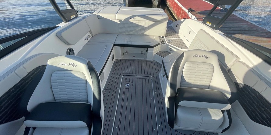 Sea Ray 230 SPX