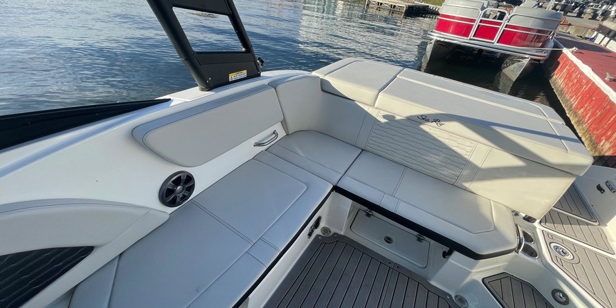 Sea Ray 230 SPX