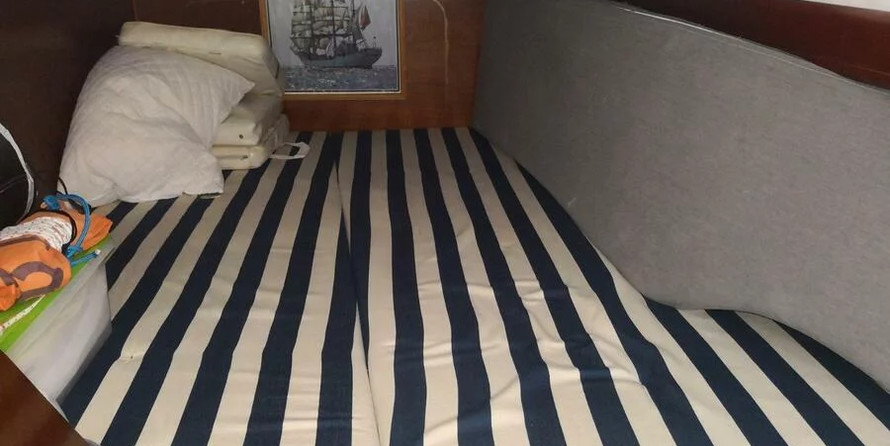 Beneteau 393