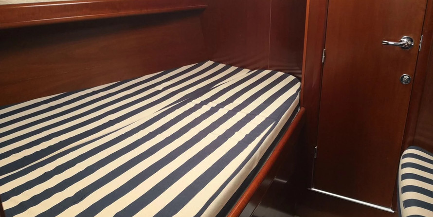 Beneteau 393