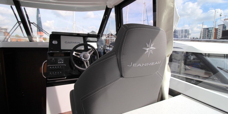 Jeanneau Merry Fisher 1095