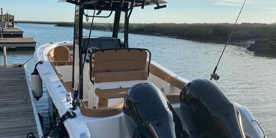 Sea Ray hunt ultra 211