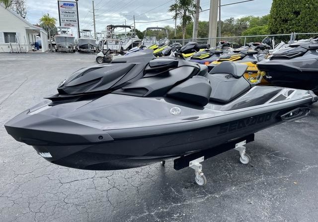 Sea-Doo RXP-X 300