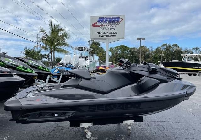 Sea-Doo RXP-X 300