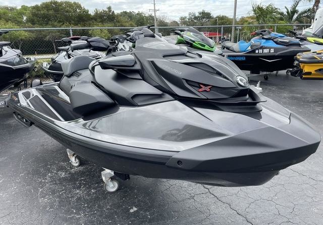 Sea-Doo RXP-X 300