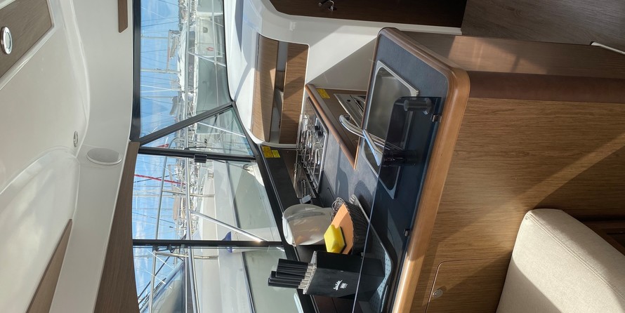Beneteau Antares 36