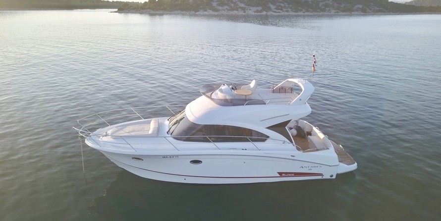 Beneteau Antares 36