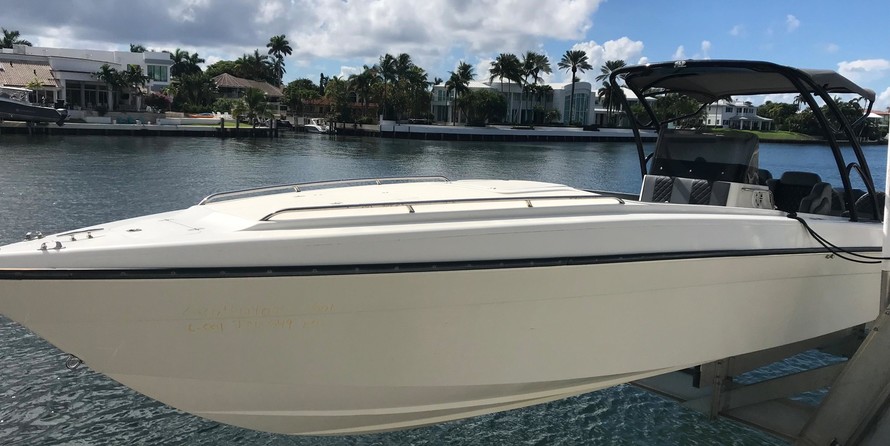 Powerplay Powerboats 33' CC-cuddy