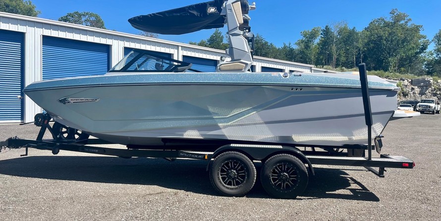 Super Air Nautique G23