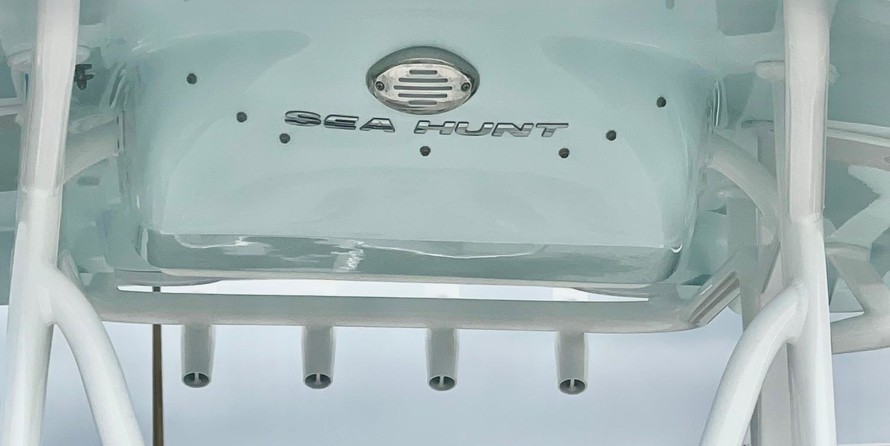 Sea Ray hunt ultra 211