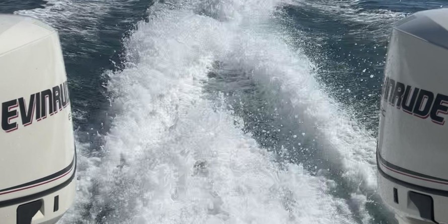 Twin vee 26 family fisherman