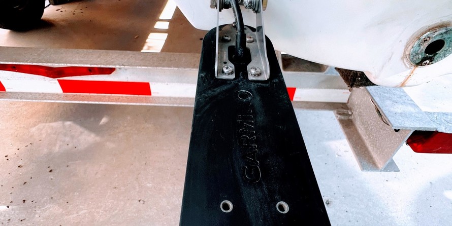 Twin vee 26 family fisherman