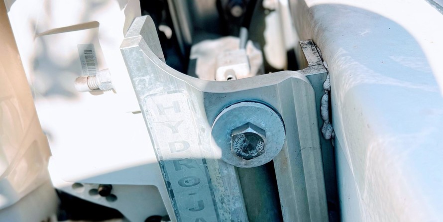 Twin vee 26 family fisherman