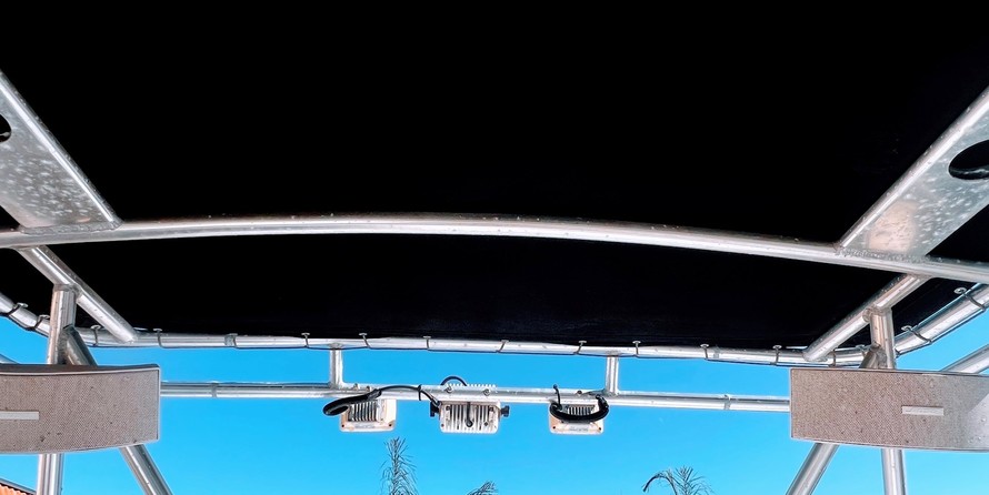 Twin vee 26 family fisherman