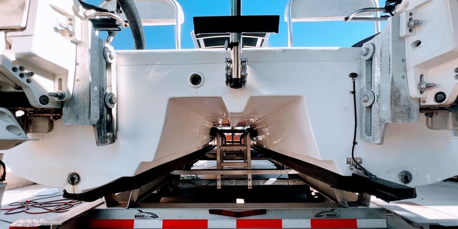 Twin vee 26 family fisherman