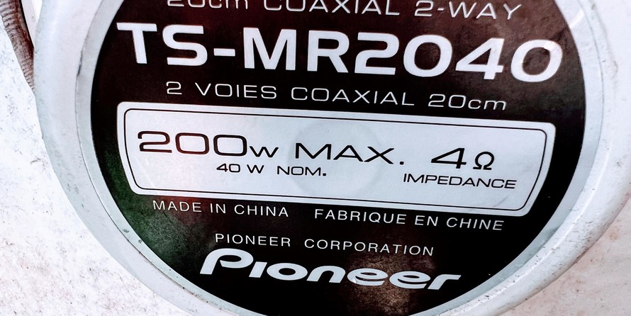 Twin vee 26 family fisherman