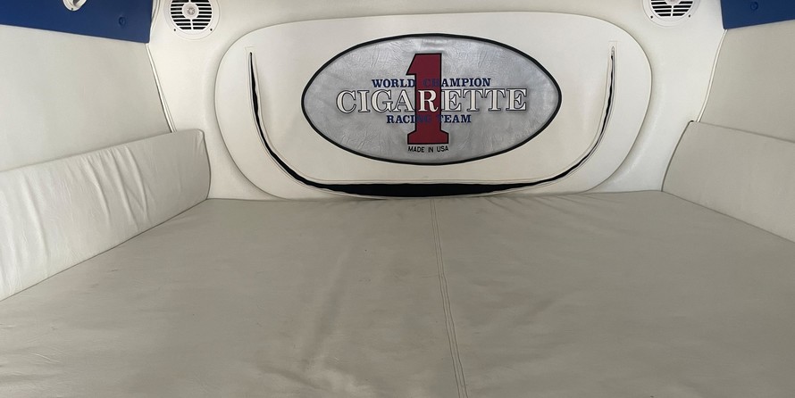 Cigarette 38 Top Gun