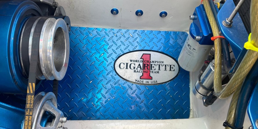 Cigarette 38 Top Gun