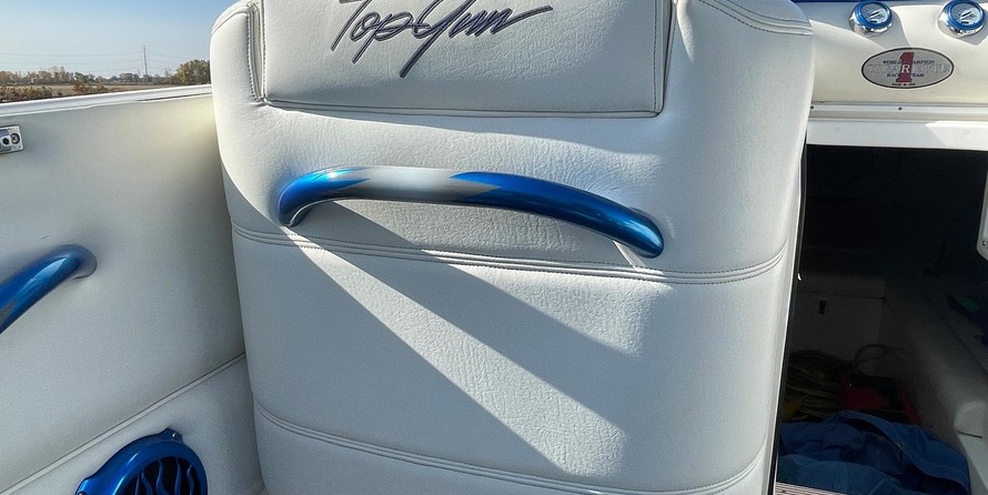 Cigarette 38 Top Gun