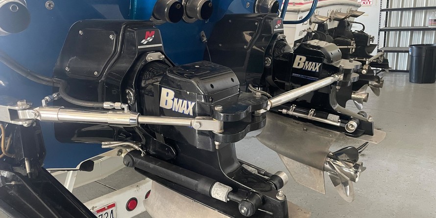 Cigarette 38 Top Gun