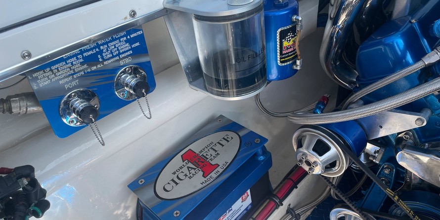 Cigarette 38 Top Gun