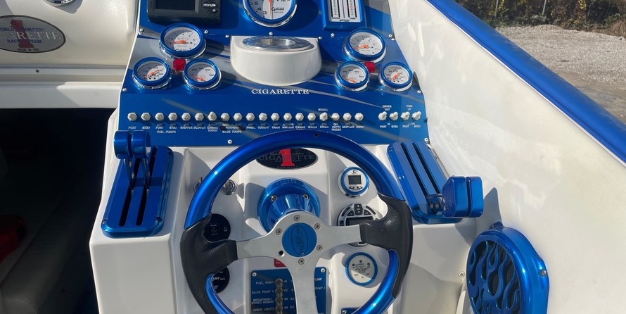 Cigarette 38 Top Gun