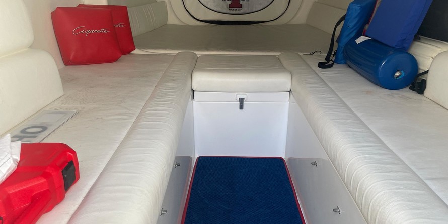 Cigarette 38 Top Gun